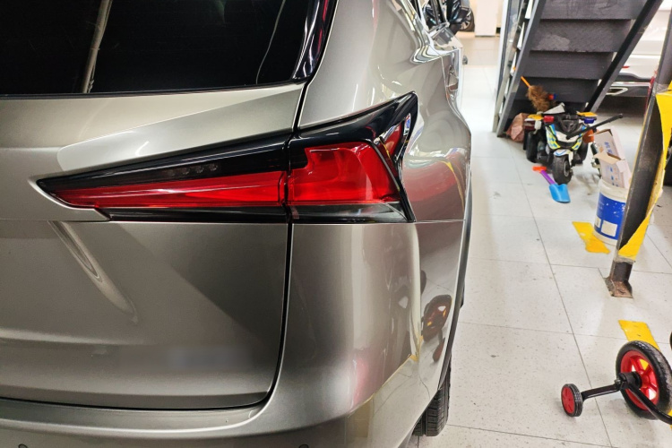 雷克萨斯NX 2020款 300h 前驱 锋尚版 国VI车身外观9