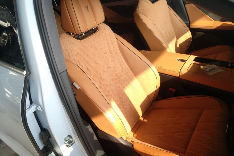 岚图汽车 岚图追光 2023款 四驱旗舰版局部细节41