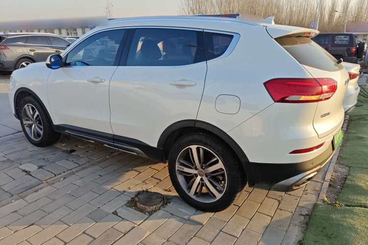 哈弗H6 2017款 红标 2.0T 自动两驱智尚型车身外观4