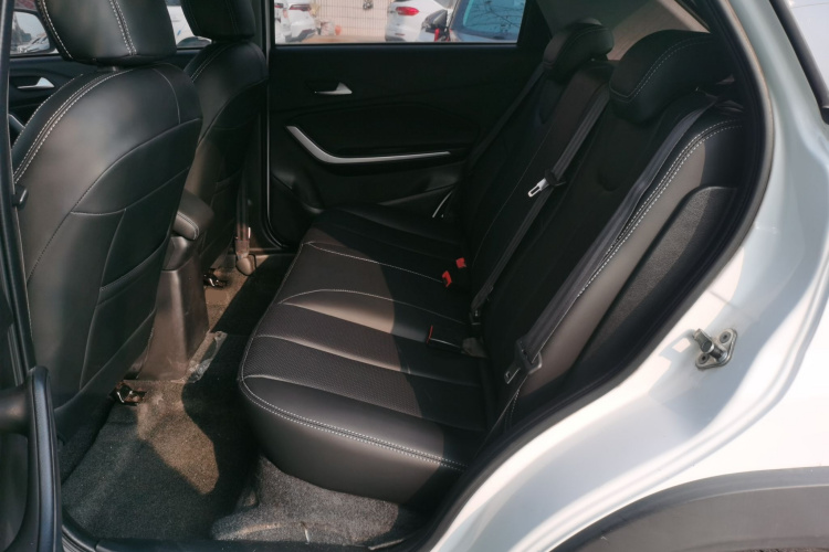 奇瑞 瑞虎3X 2018款 1.5L 手动舒适版中控内饰21