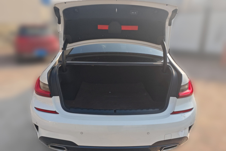 宝马3系 2022款 改款 325Li M运动套装局部细节23