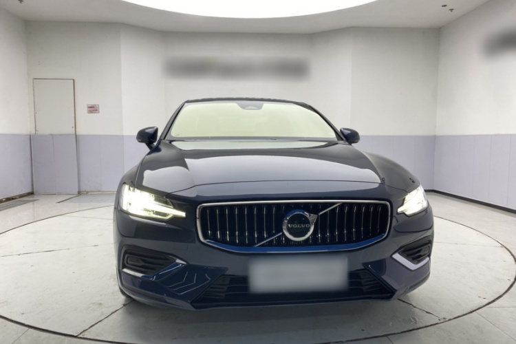 沃尔沃S60 2024款 B4 智远豪华版车身外观6001