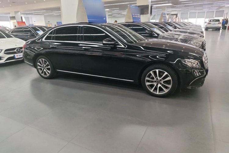 奔驰E级 2020款 改款 E 260 L车身外观6004