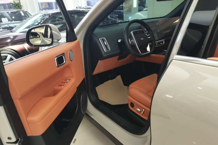 理想汽车 理想L6 2024款 Pro中控内饰19