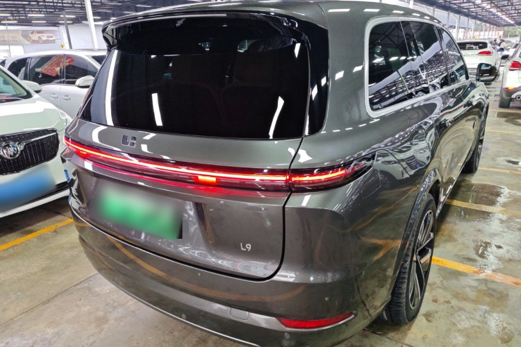 理想汽车 理想L9 2022款 Max车身外观7