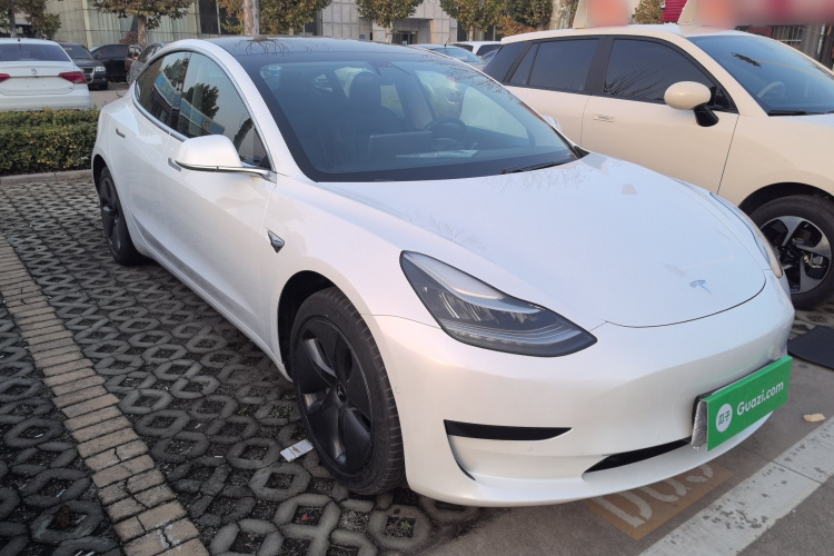 特斯拉 Model 3 2020款 改款 标准续航后驱升级版车身外观3