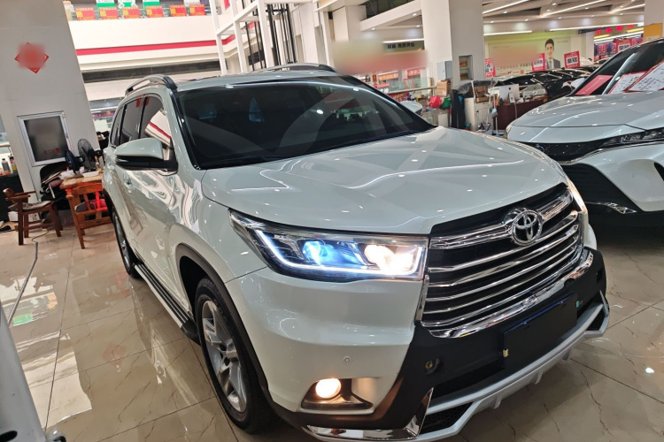 丰田 汉兰达 2017款 2.0T 四驱豪华版 7座车身外观6002