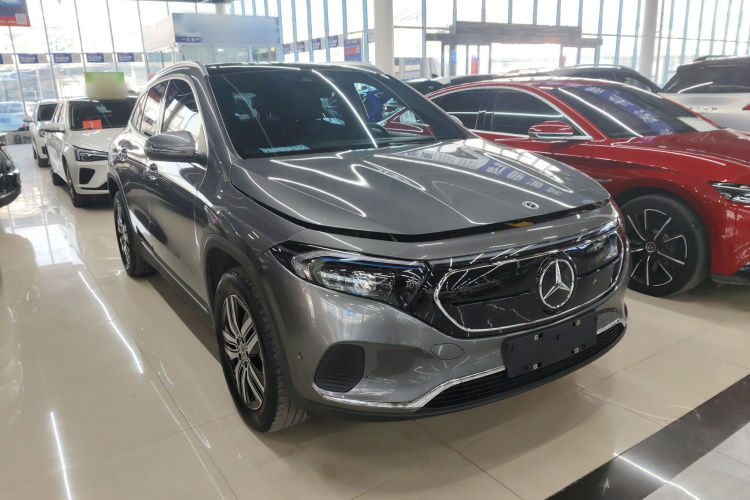 奔驰EQA 2023款 EQA 260车身外观3