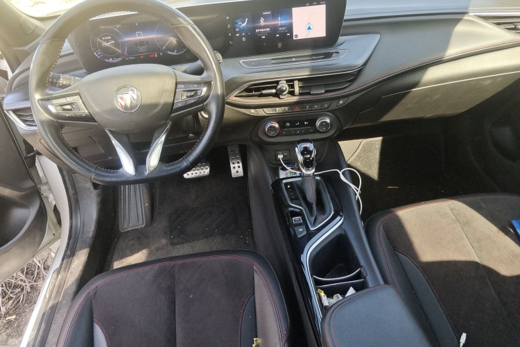 别克 威朗 2022款 Pro GS 疾风版中控内饰12