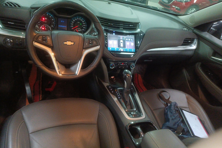 雪佛兰 迈锐宝 2018款 530T 自动风尚版中控内饰12