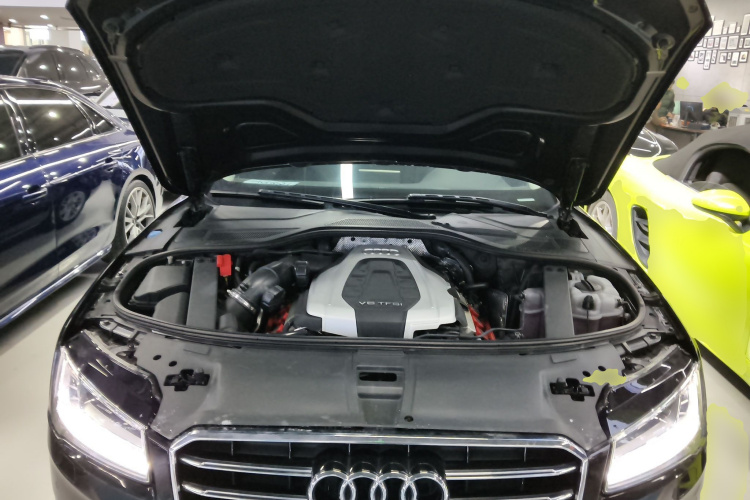 奥迪A8 2016款 A8L 45 TFSI quattro舒适型局部细节24