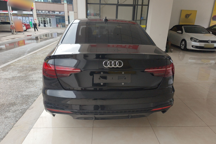 奥迪A4L 2020款 40 TFSI 时尚动感型车身外观6