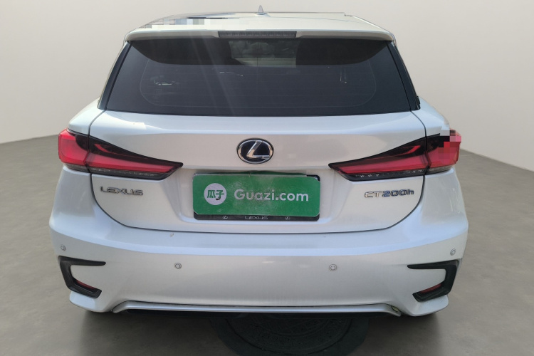 雷克萨斯CT 2017款 CT200h 精英版 单色 国V车身外观6