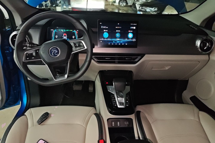 比亚迪 元Pro 2021款 要爱一生版中控内饰7002