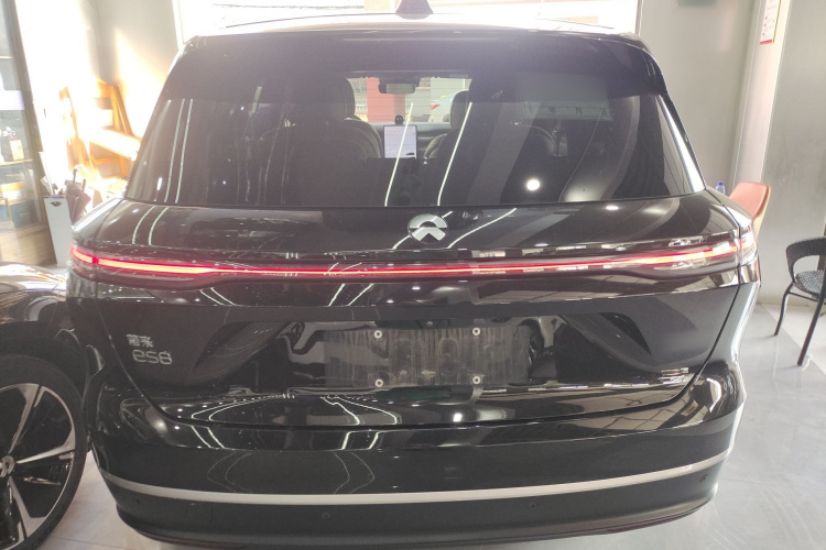 蔚来ES8 2023款 100kWh车身外观6