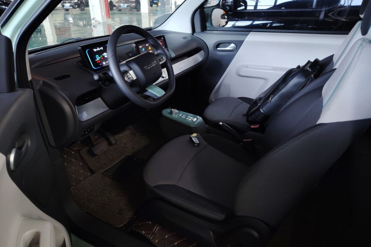 长安启源 长安Lumin 2022款 210km 香甜款中控内饰20