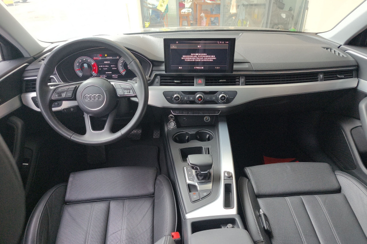 奥迪A4L 2020款 40 TFSI 时尚动感型中控内饰12