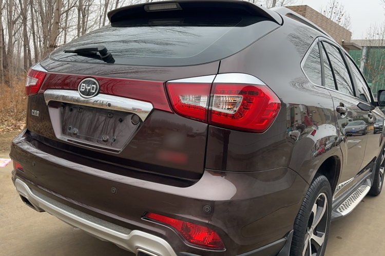 比亚迪S7 2015款 2.0T 升级版 自动旗舰型车身外观6011