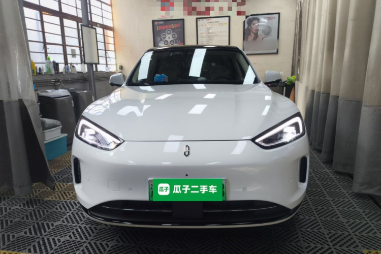 鸿蒙智行 问界M5 2022款 纯电后驱标准版车身外观2