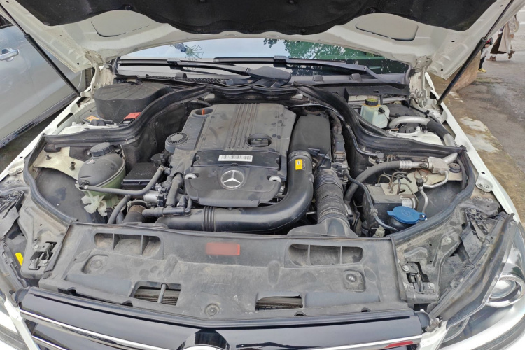 奔驰C级 2013款 C 260 时尚型 Grand Edition局部细节24