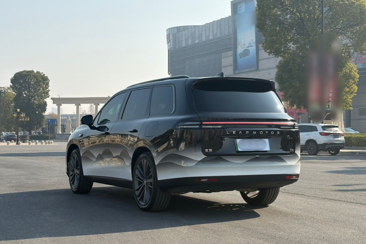 零跑汽车 零跑C16 2026款 增程 280激光雷达智尊版 6座车身外观6005