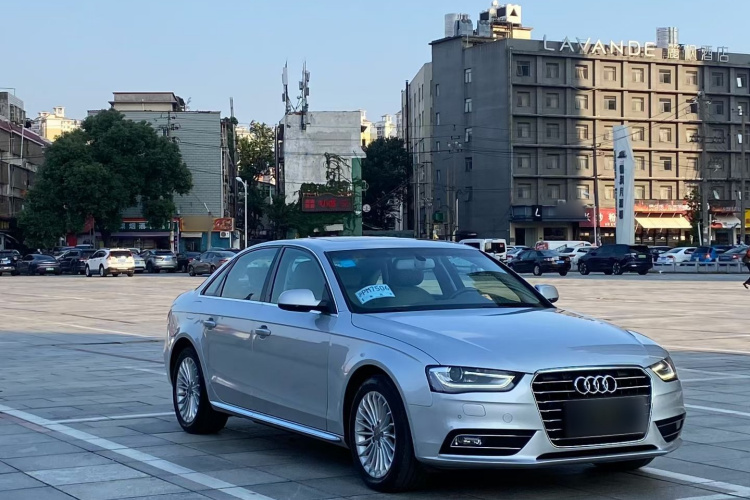 奥迪A4L 2015款 35 TFSI 自动豪华型车身外观6003