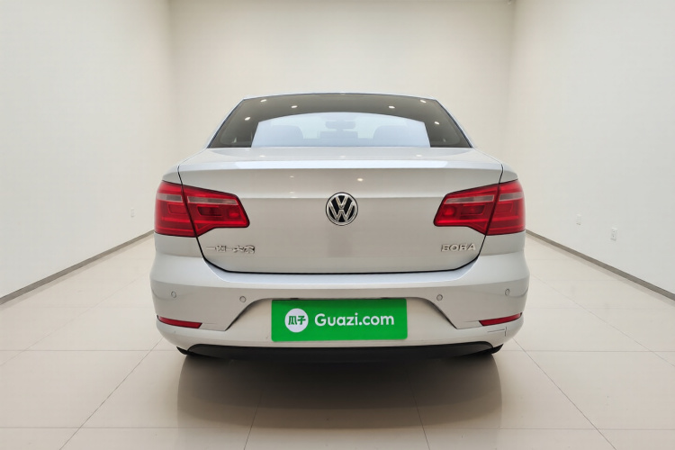 大众 宝来 2014款 1.6L 自动舒适型车身外观6