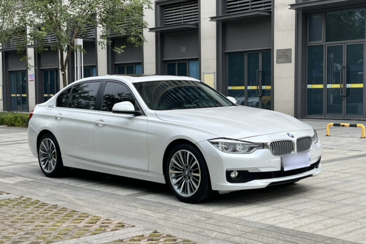 宝马3系 2018款 320Li 时尚型车身外观6006