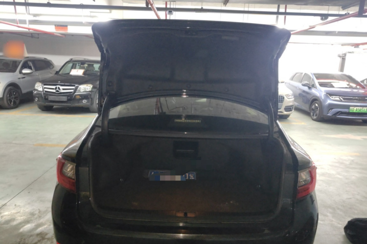 雷克萨斯ES 2015款 200 舒适版机舱底盘23