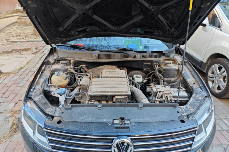 大众 朗逸 2017款 1.6L 手动风尚版局部细节24