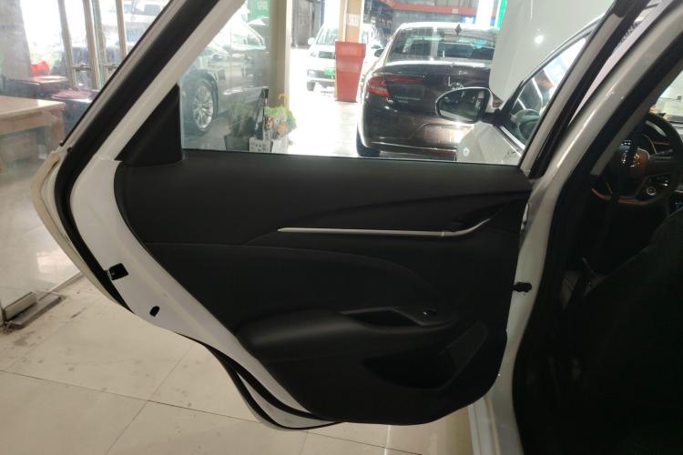 别克 英朗 2021款 1.3T 自动轻混动精英型中控内饰7008