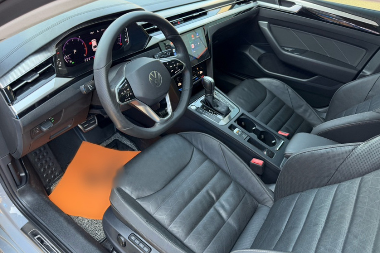 一汽-大众CC 2021款 380TSI 夺目版中控内饰7007