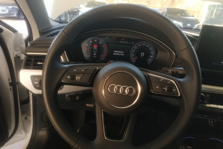 奥迪A4L 2025款 200万辆悦享版 40 TFSI 时尚动感型局部细节13