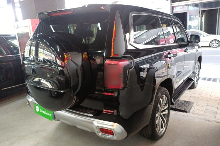 北京越野 北京BJ60 2022款 2.0T 周末版 五座车身外观6005