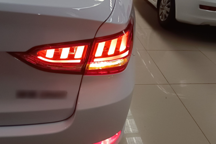 北京汽车 绅宝D50 2018款 1.5L CVT尊贵智驾版车身外观6006