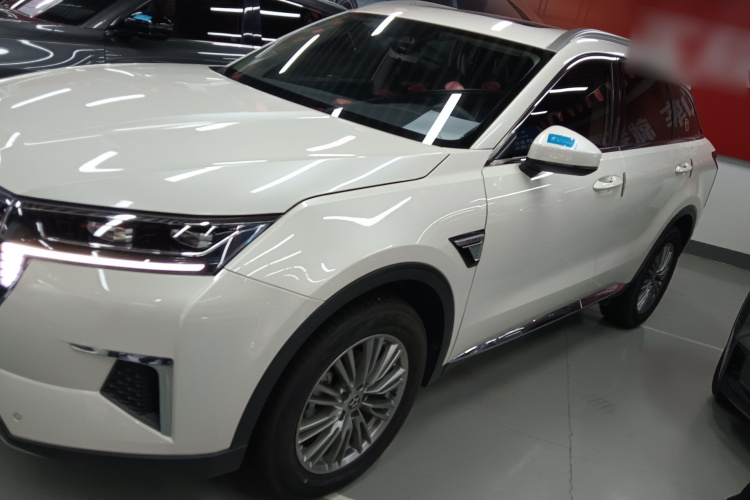 启辰星 2021款 260T 自动48V轻混增压 星享事成版车身外观4