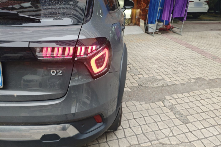 领克02 2018款 1.5T DCT两驱劲版 国V车身外观6006