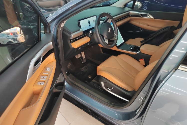 小鹏P5 2022款 550E中控内饰20