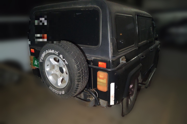 BAW北汽制造 战旗 2016款 2.0L CK豪华型 国V车身外观7