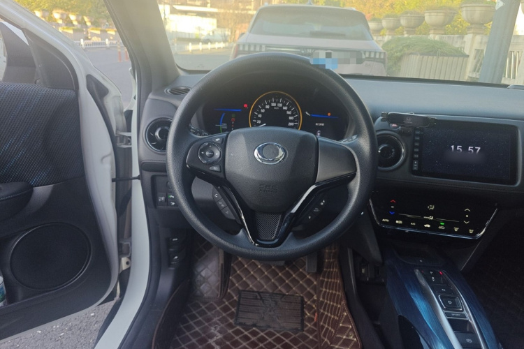 思铭 东风本田X-NV 2020款 风驰版中控内饰13