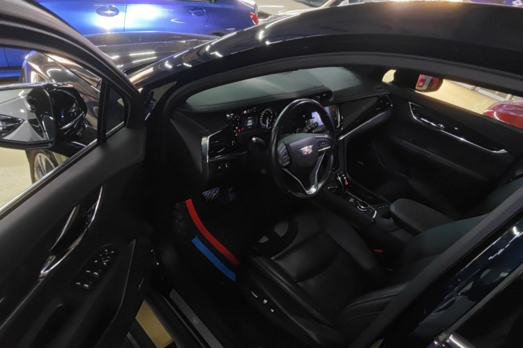 凯迪拉克XT6 2020款 28T 六座豪华型中控内饰7003