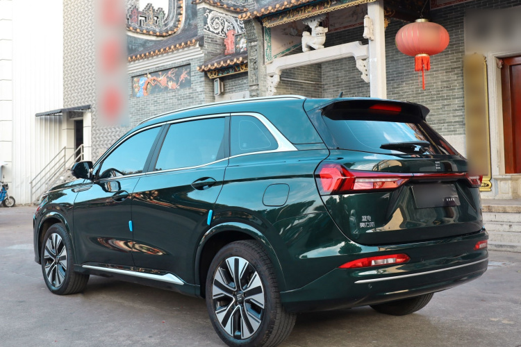 蓝电E5 PLUS 2025款 165km 长续航版PLUS 7座车身外观6001