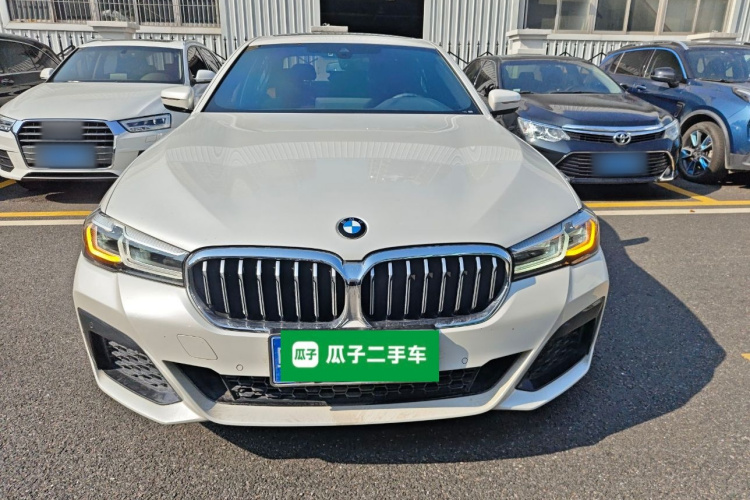 宝马5系 2022款 改款 525Li M运动套装车身外观2