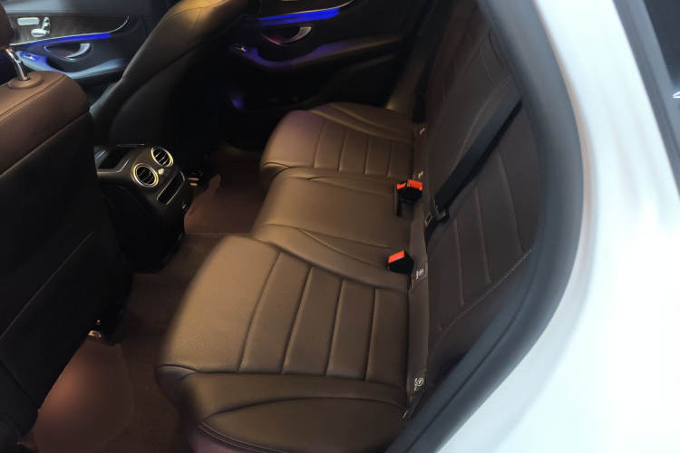 奔驰GLC 2020款 改款 GLC 260 L 4MATIC 豪华型中控内饰21