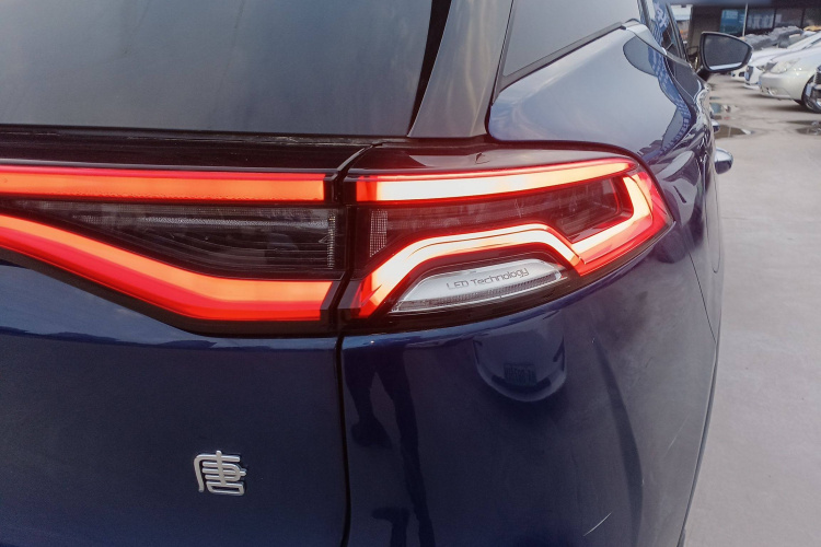 比亚迪 唐新能源 2022款 EV 730KM 尊享型车身外观6006