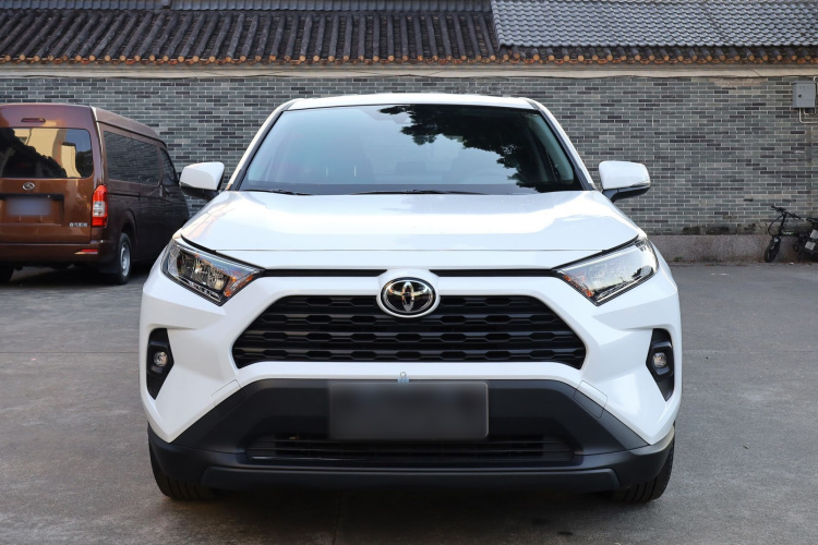 丰田 RAV4荣放 2023款 2.0L CVT两驱都市版车身外观6001