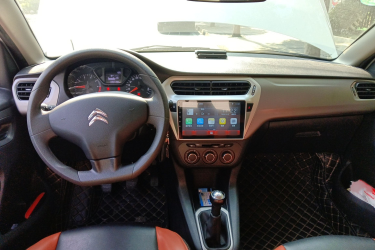 雪铁龙 爱丽舍 2018款 改款 1.6L 手动时尚型中控内饰7002