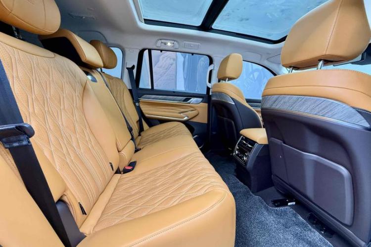 坦克500 2022款 3.0T 运动版 造境型 5座中控内饰7007