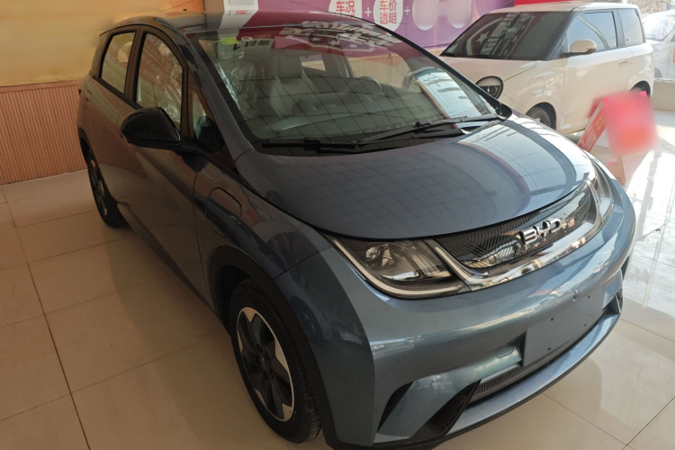 比亚迪 海豚 2025款 420km 自由版车身外观3