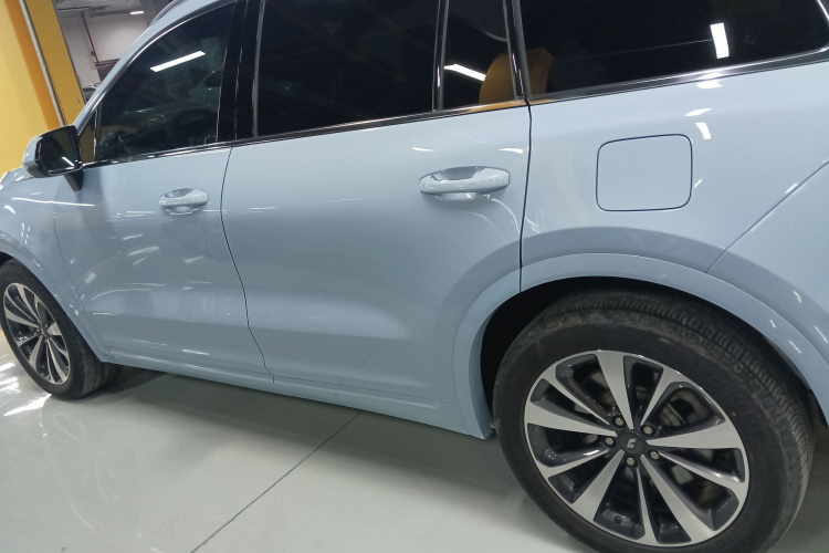 理想汽车 理想ONE 2020款 增程6座版车身外观6003